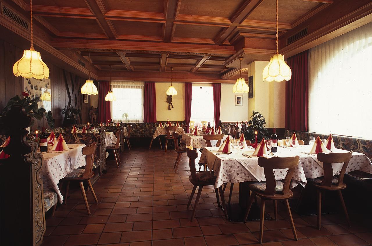 Gasthaus Zum Weissen Kreuz Lazfons Extérieur photo