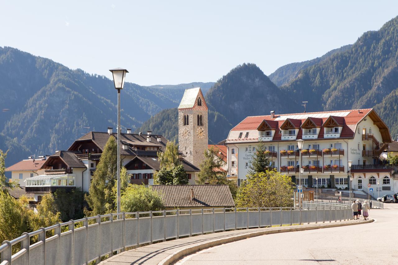 Gasthaus Zum Weissen Kreuz Lazfons Extérieur photo