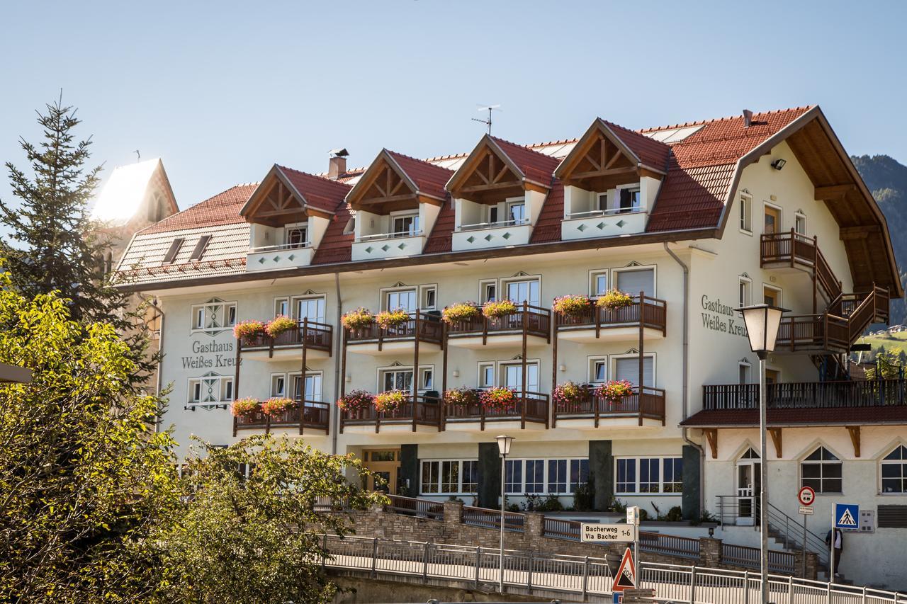Gasthaus Zum Weissen Kreuz Lazfons Extérieur photo