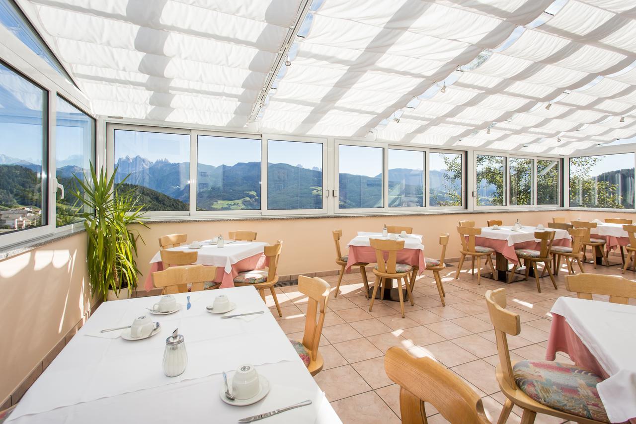 Gasthaus Zum Weissen Kreuz Lazfons Extérieur photo