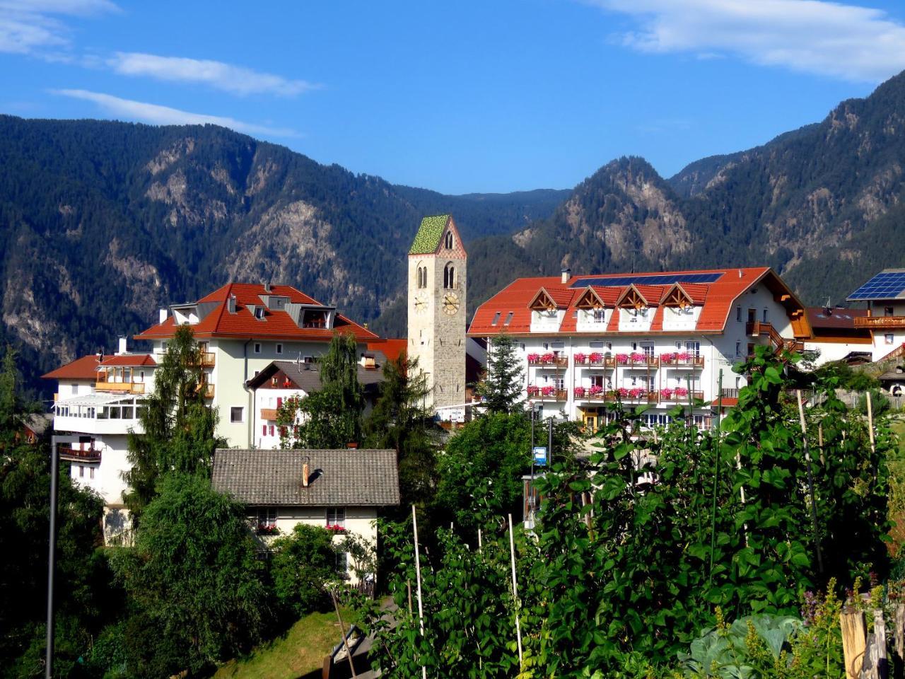 Gasthaus Zum Weissen Kreuz Lazfons Extérieur photo