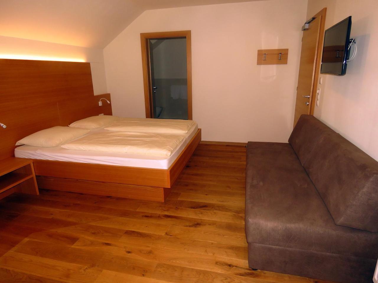 Gasthaus Zum Weissen Kreuz Lazfons Extérieur photo